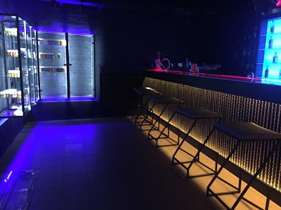High Up Smoke Shop photo 3