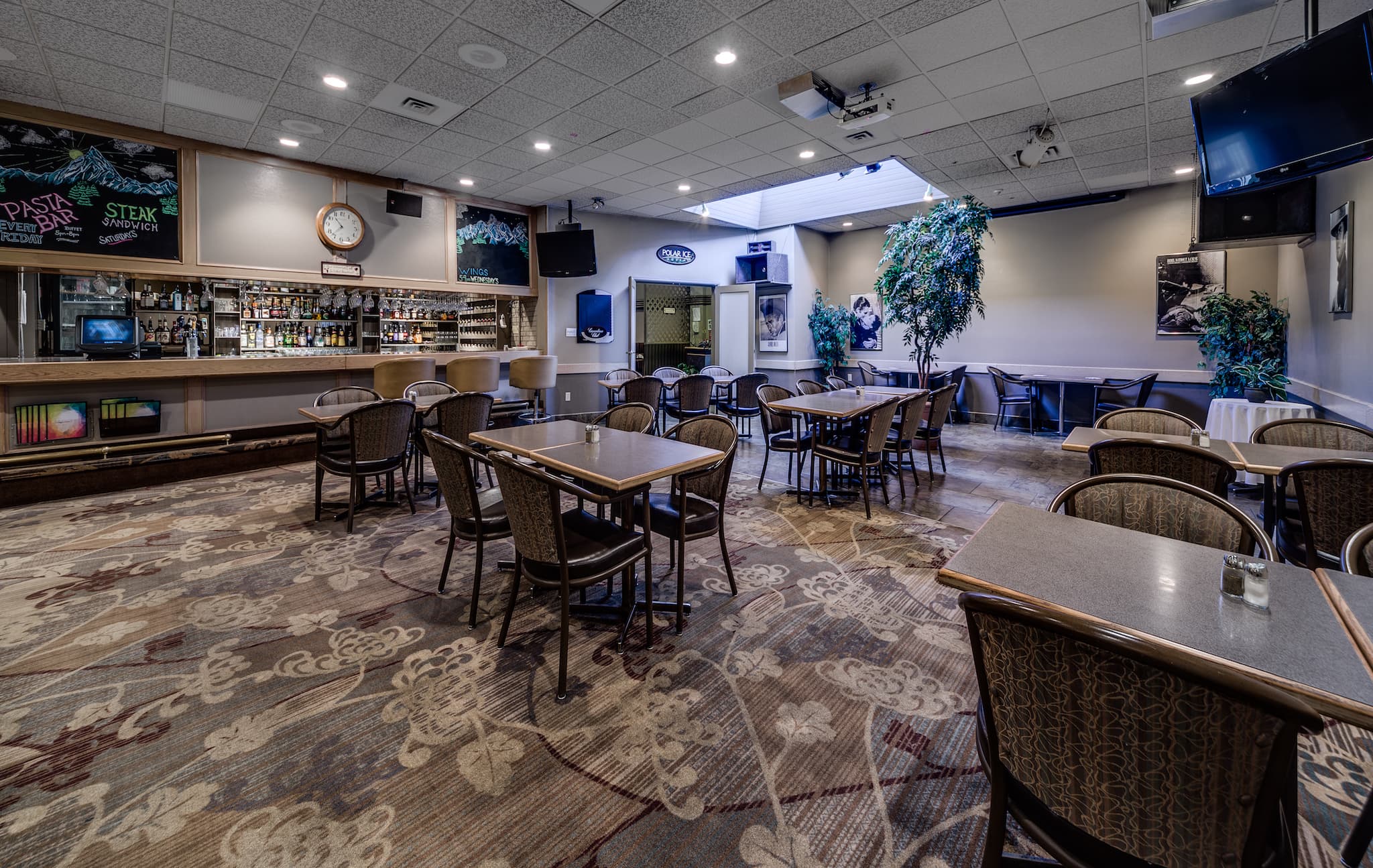 Heritage Lounge photo 1