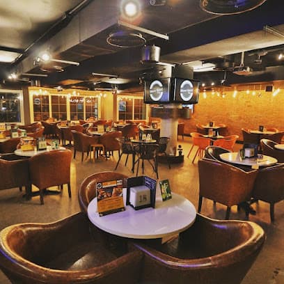 Moon Mood Cafe | 24 hours | Shisha & Hookah – ارجيلة - شيشة – Enjoy Best Afzal, Al Fakher, Pan, Nakhla, Flavours
