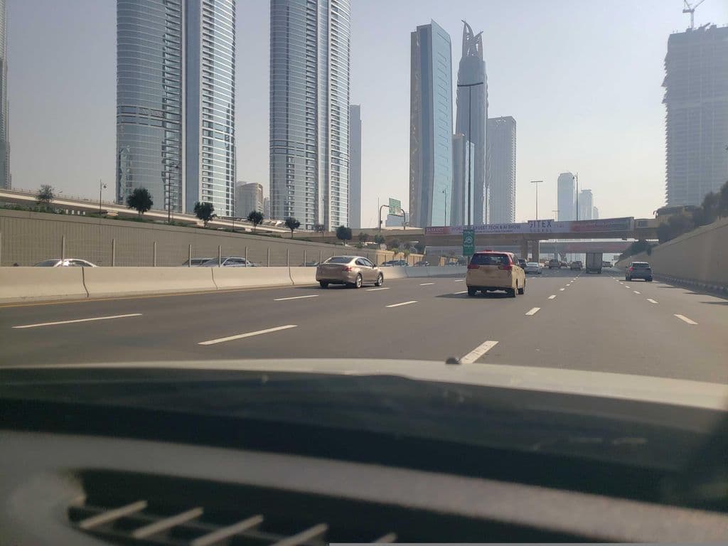 Street view near Shesha Time