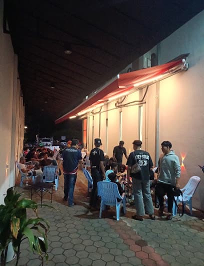 Ann Shisha photo 1