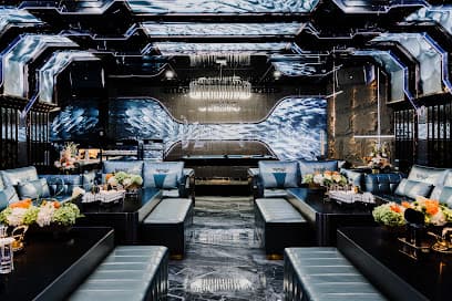 THRONE Lounge Singapore photo 1