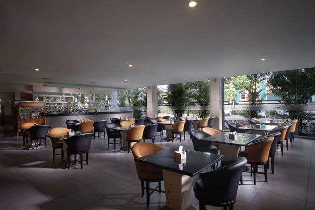 Montezuma Rooftop Lounge photo 2