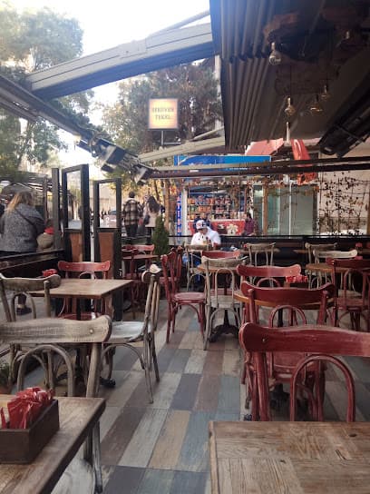Tömbeki Cafe Pub photo 1