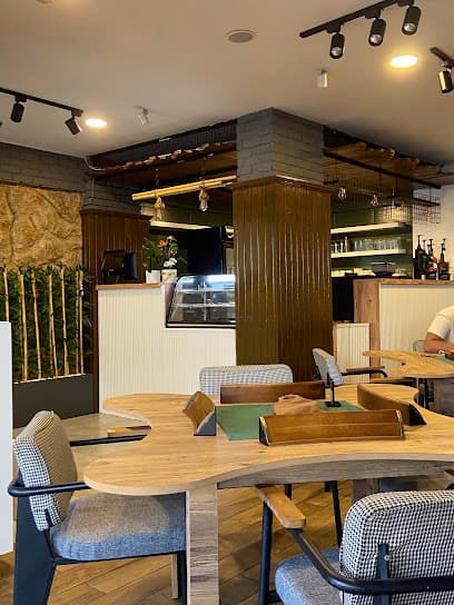 Maren Lounge