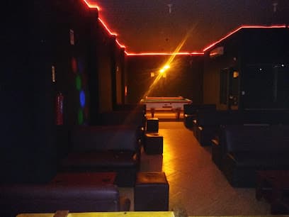 Taj-Mahal Hookah Lounge