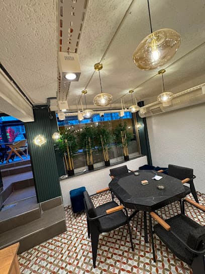 SELLUM CAFE - KAHVEHANE