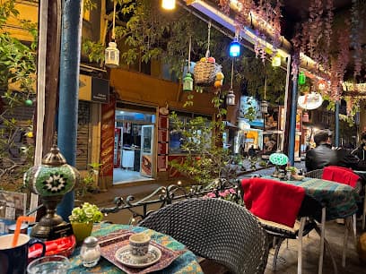 Falls in Galata cafe & more