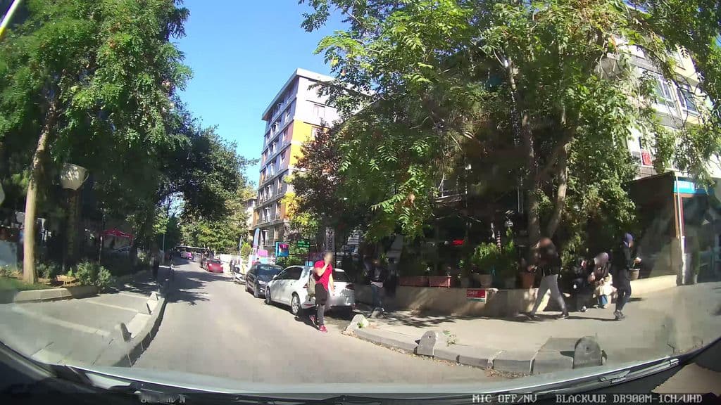 Street view near Marmara Nargile ve Tütün Evi