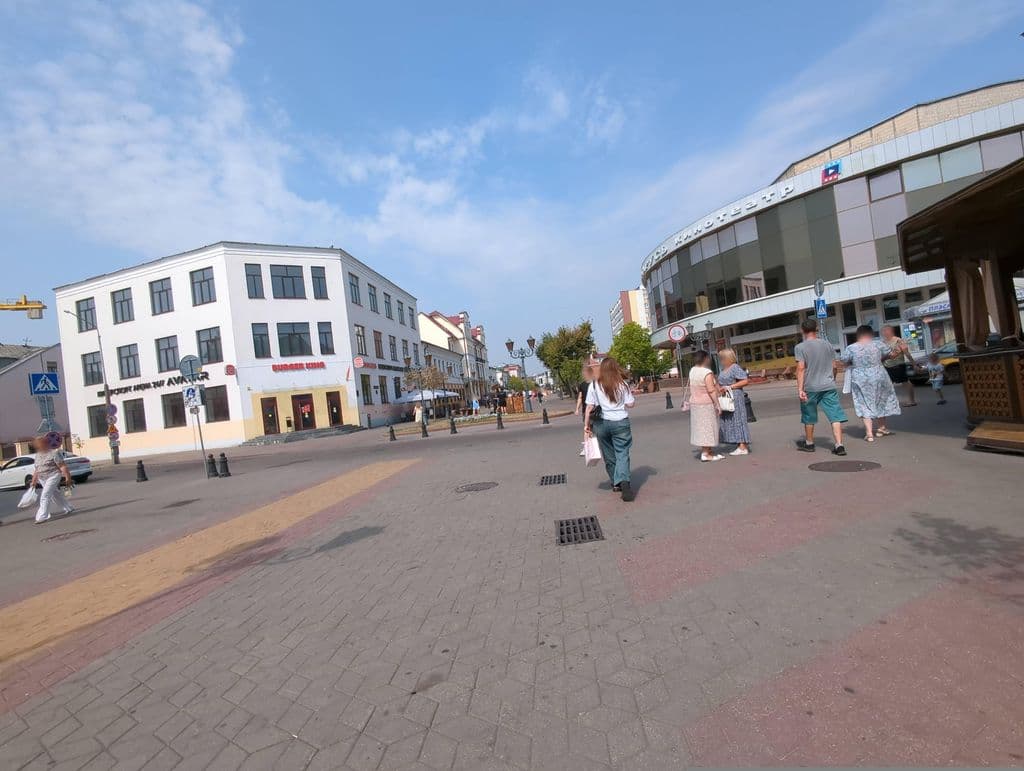Street view near Kal'yannyy Klub Khorosheye Zavedeniye V Breste