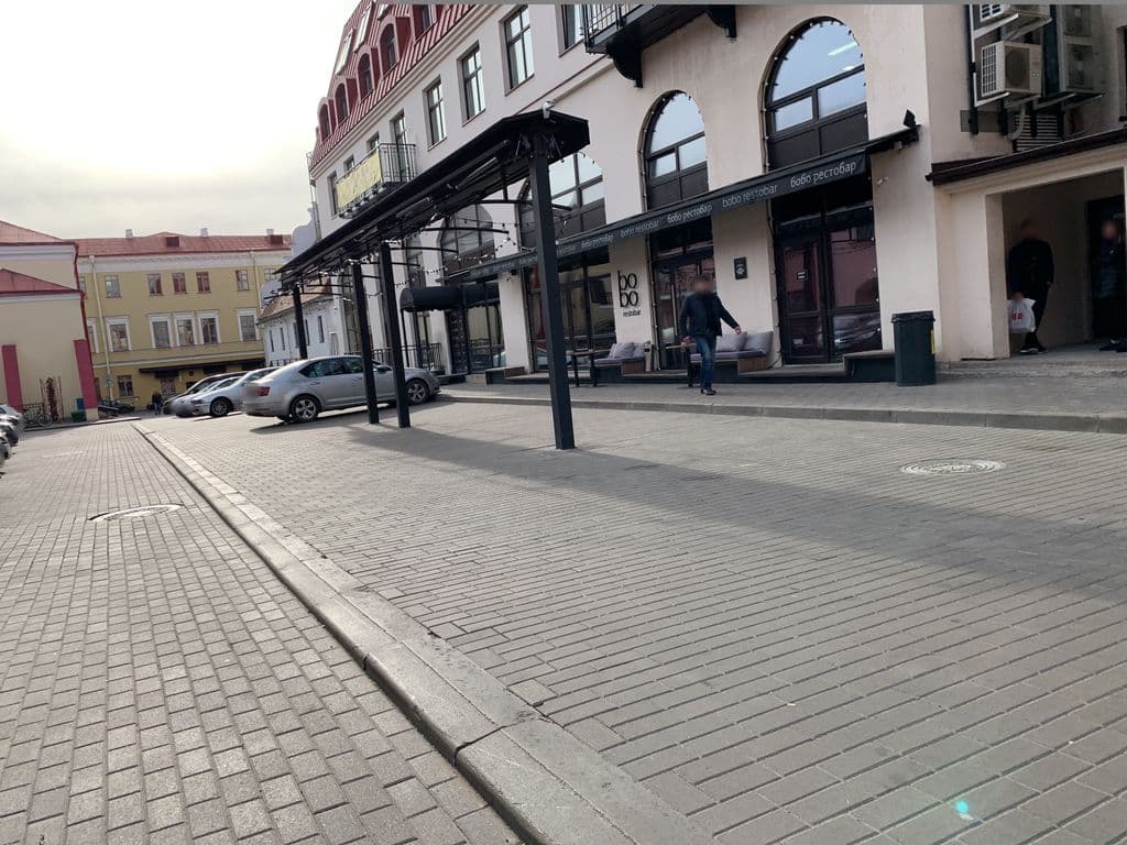 Street view near Chaynyy P'yanitsa