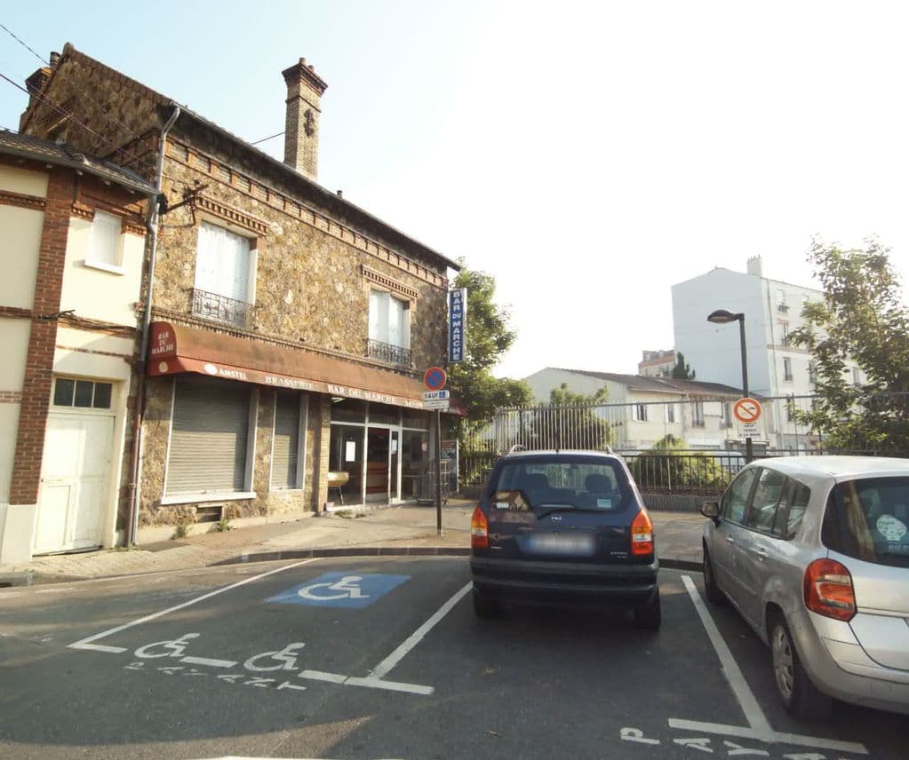 Street view near Cosy coffee