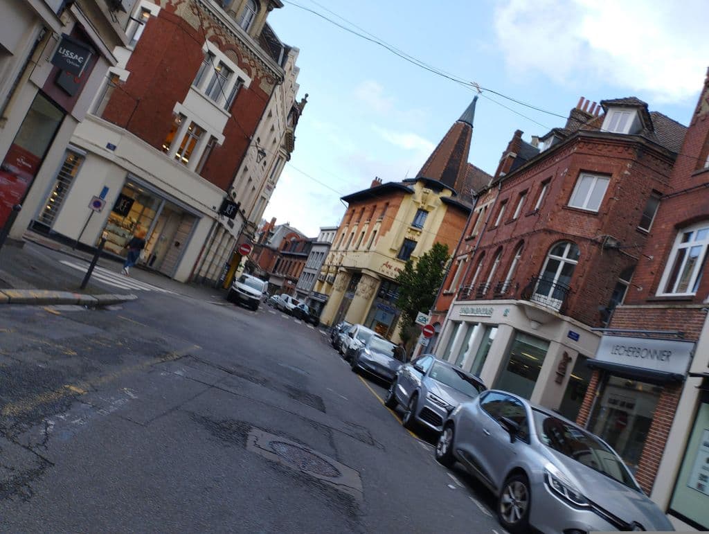 Street view near Le Privilège Club