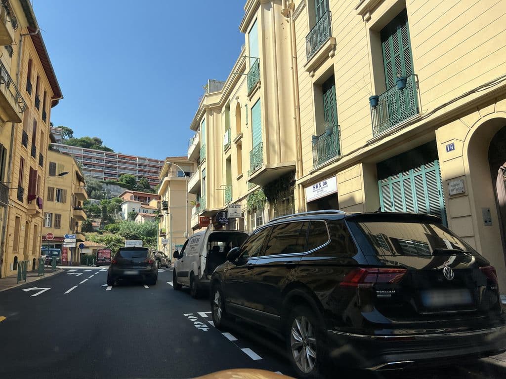 Street view near Hookah City