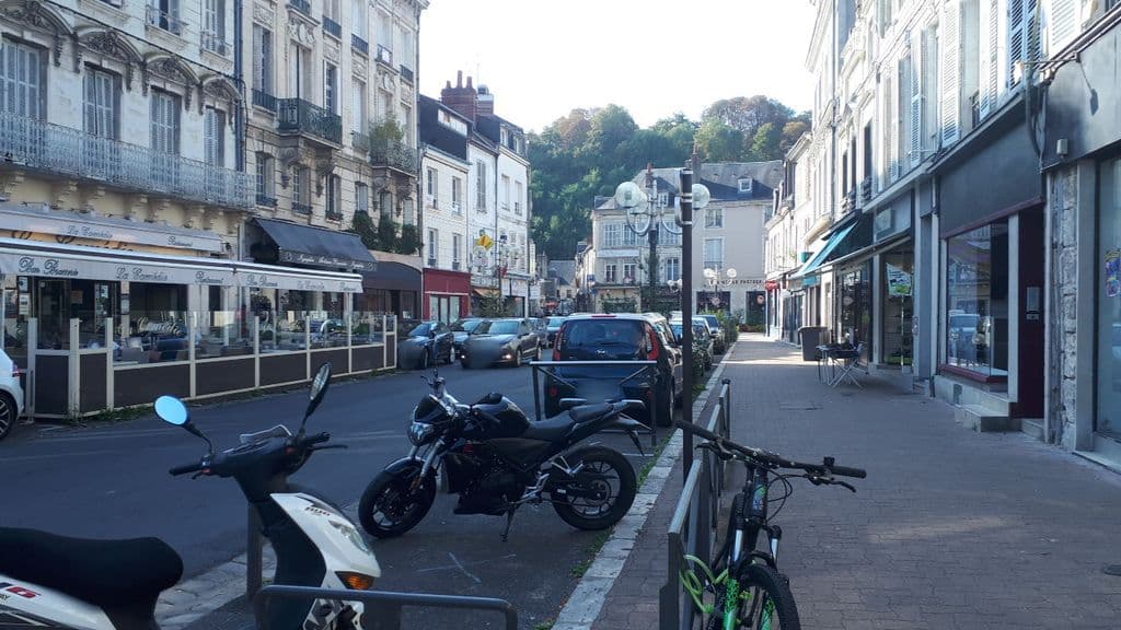 Street view near BAD LOUNGE