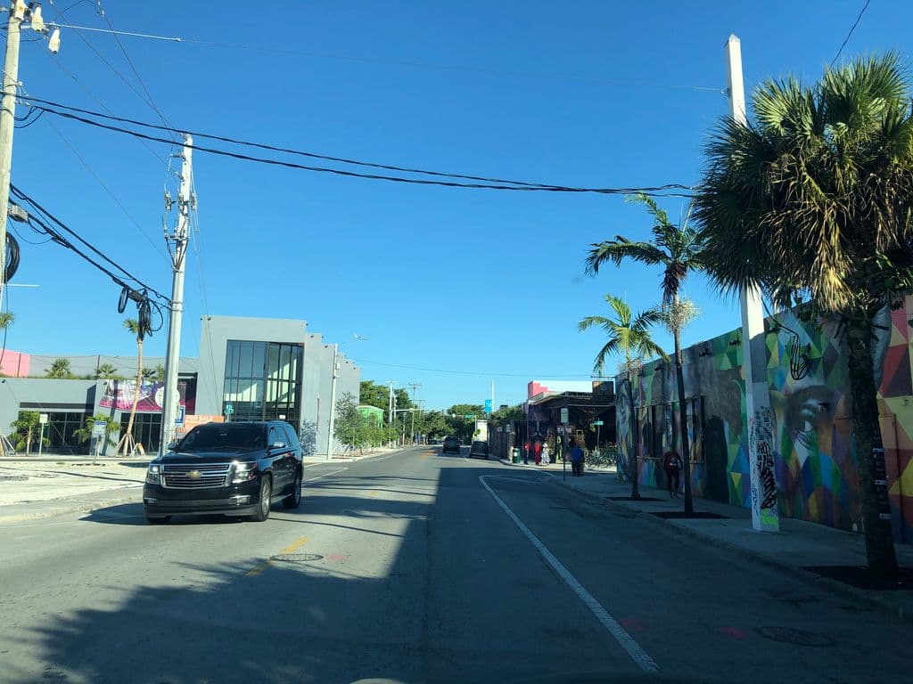 Street view near Vapor Social: R-House