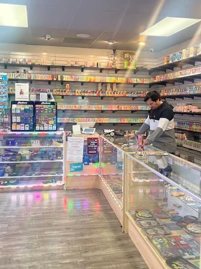 Royal Smoke Shop photo 1