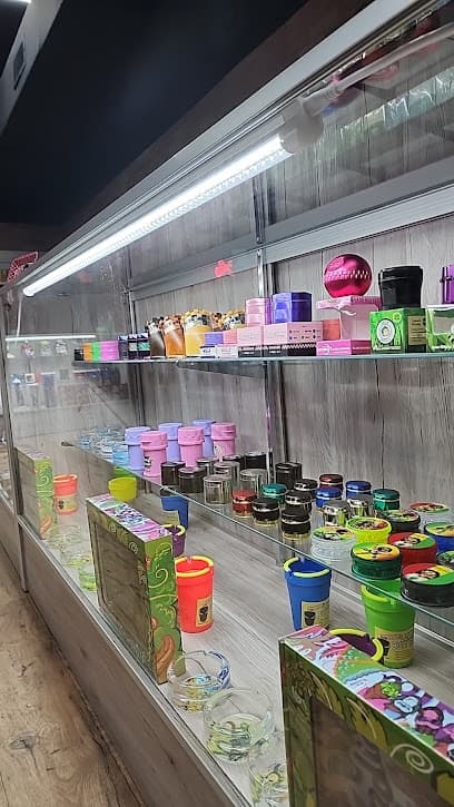 El Cigarro Smoke Shop photo 1