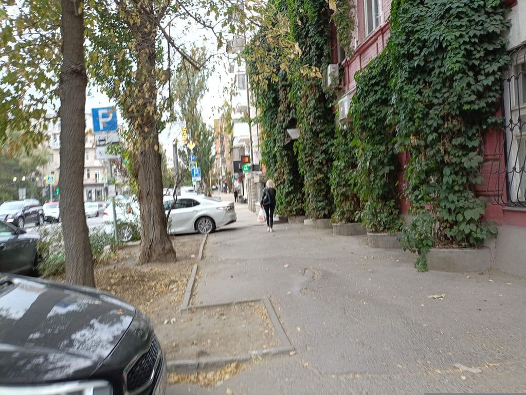 Street view near Ebbi Roud Launzh