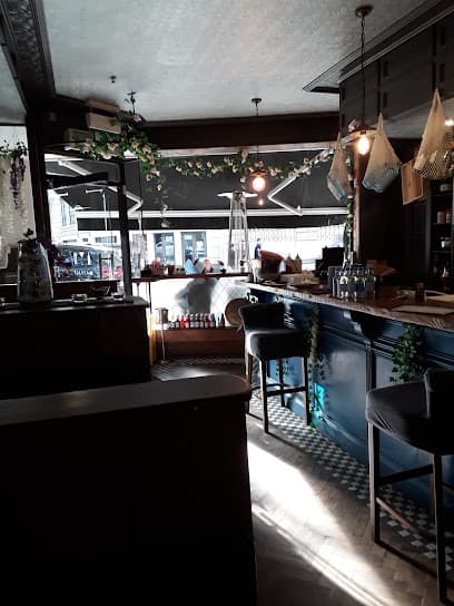Juliano’s Cafe photo 1