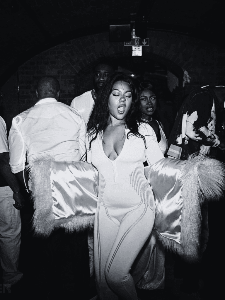 Tunnel Vision Club & Lounge photo 1