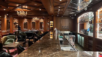 Churchill - Cigar Lounge photo 1