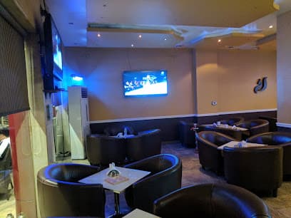 Lugano Cafe لوغانو كافيه
