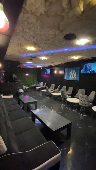 777 LOUNGE