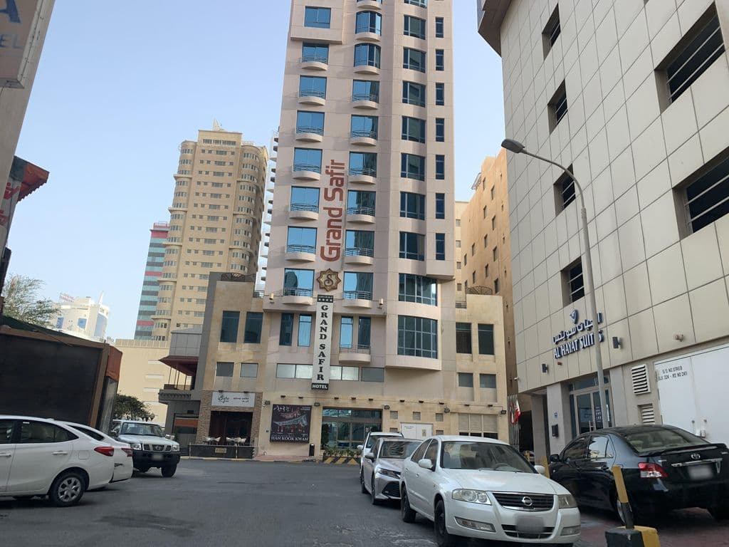 Street view near Wanasa Cafe