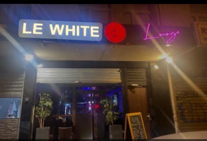 Le White