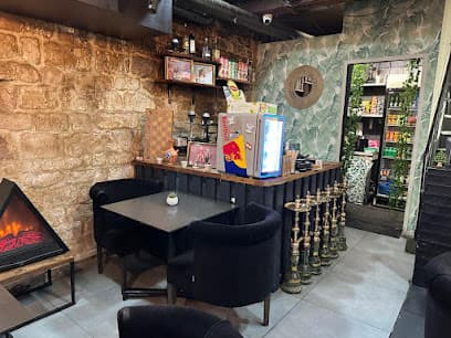 Chicha Chatelet CAFE BEIRUT