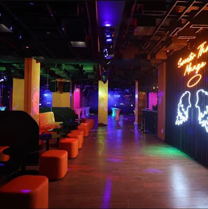 Upthesmoke shisha lounge photo 2