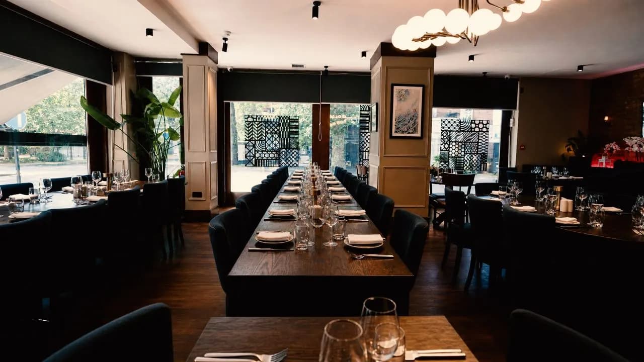 Rendezvous Restaurant photo 4
