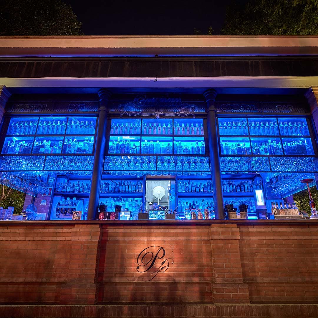Premier Garden Cocktail Bar photo 1