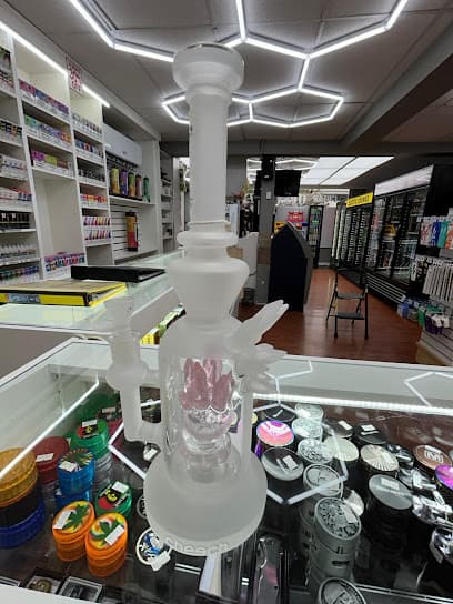 Artisan Smoke Shop (West Broadway) Vape Shop photo 1