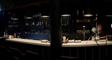 Estragon lounge bar