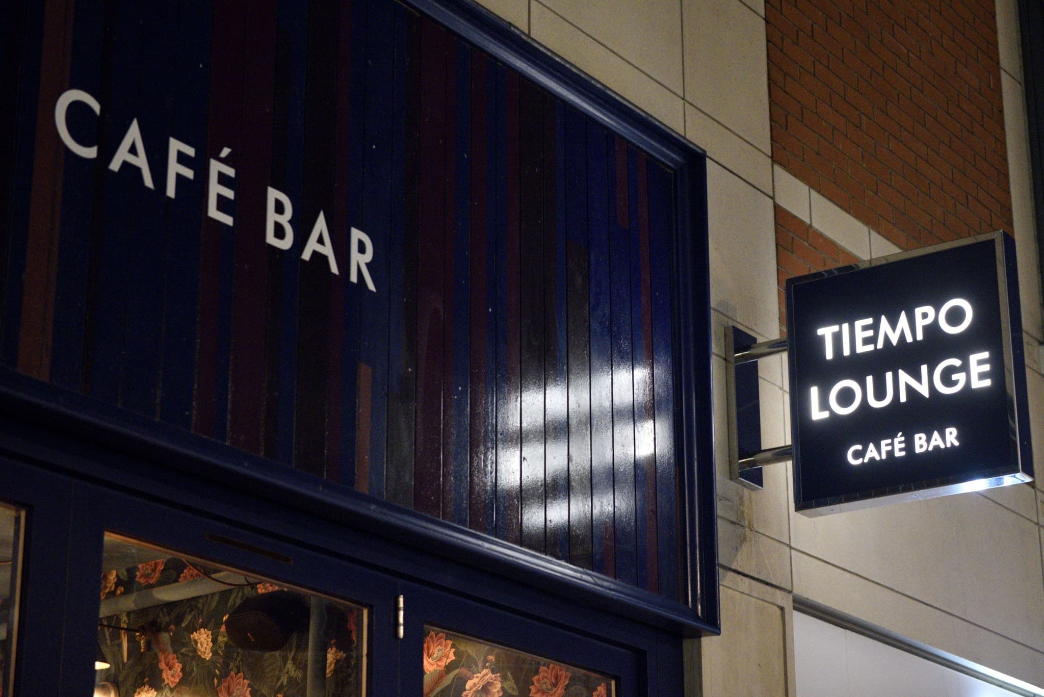 Tiempo Lounge