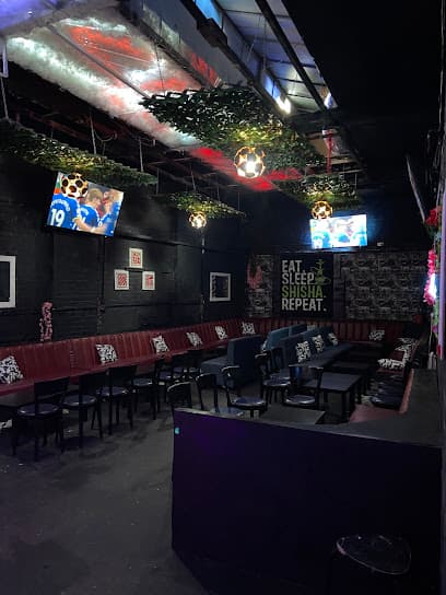 PARADISE CAFE & LOUNGE