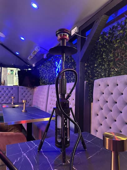 Nana's Restaurant & Lounge