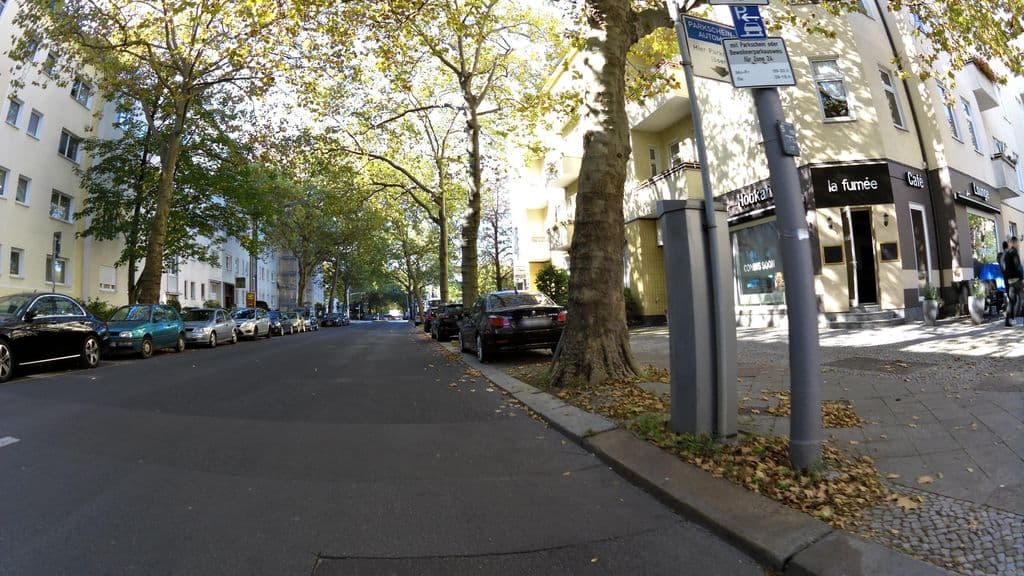 Street view near La Fumée Berlin Shisha Lounge