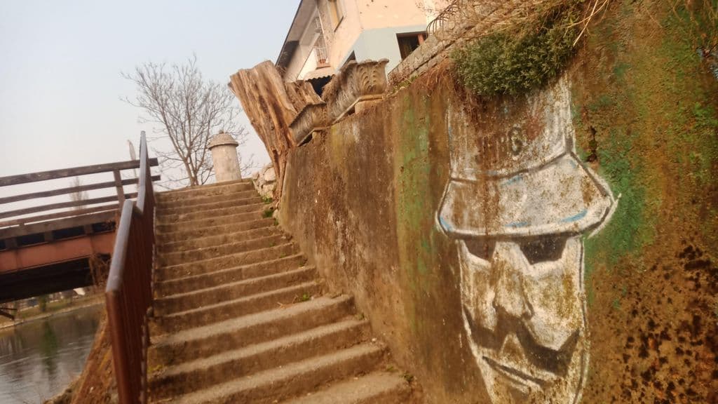 Street view near Vanilya Lounge