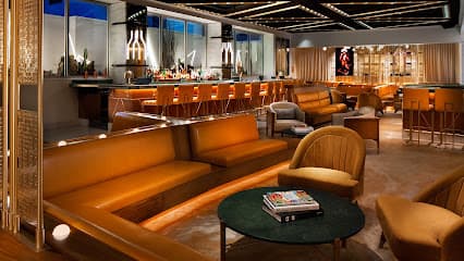 Paradise Lounge