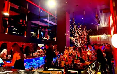 Den Social Lounge