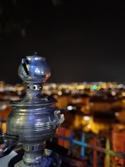 Hisaraltı Çay Bahçesi/ Şark Köşesi