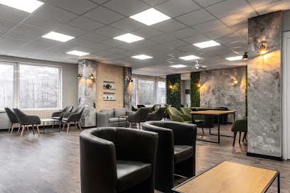Leaves Lounge