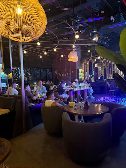 Anzeera Restaurant - Restaurant and Shisha Lounge Business Bay