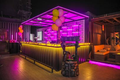 Box Top Lounge