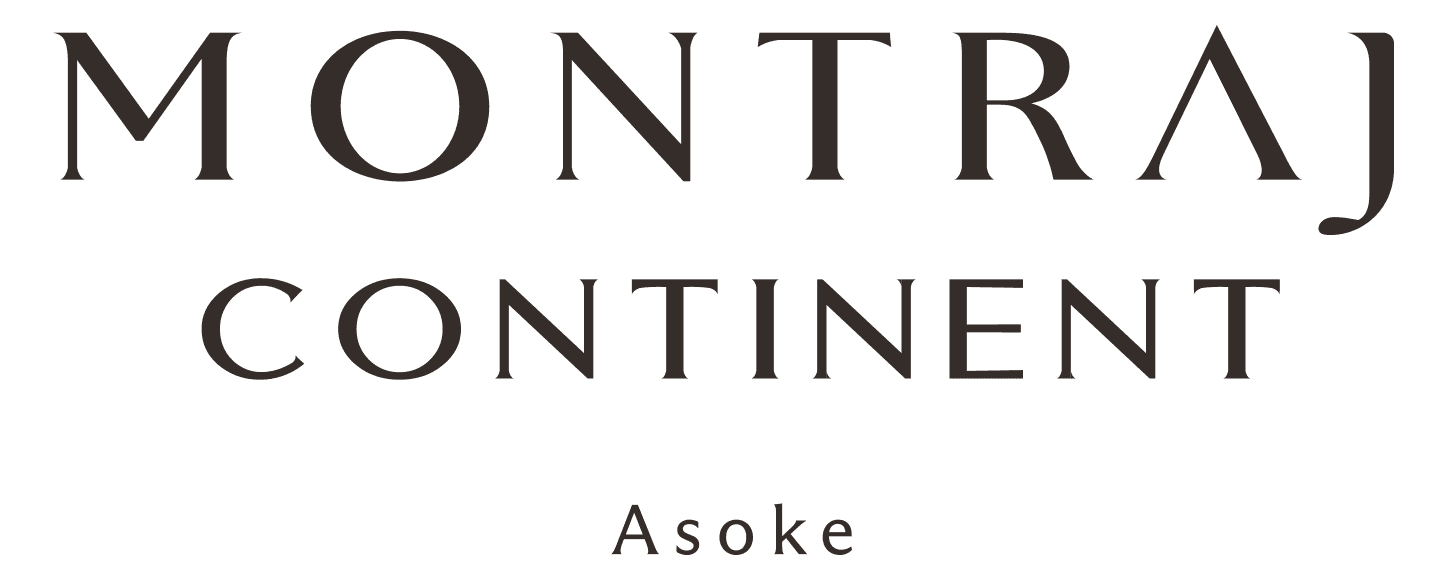 Axis & Spin Rooftop Restaurant & Bar (38th floor)