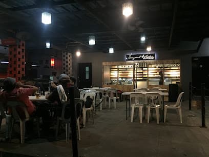 The Hideout Vape Lounge