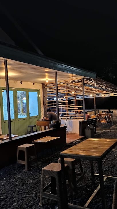 Thayyeb Shisha - Coffee - Tea - Eatery